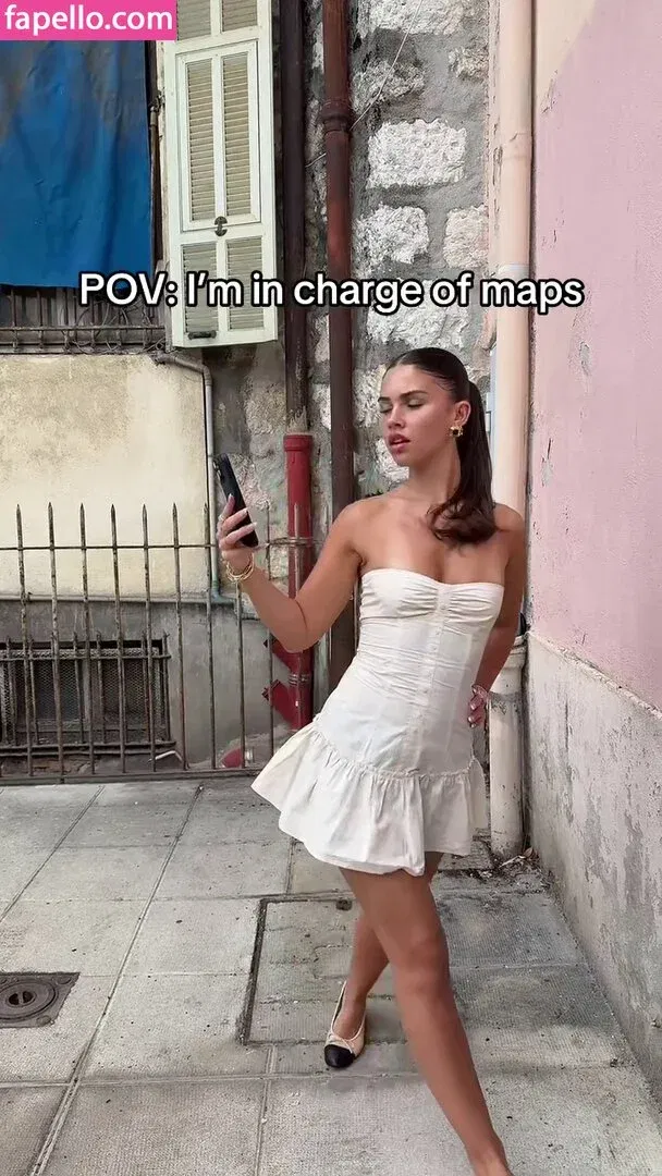 Leah Halton Onlyfans Photo Gallery 