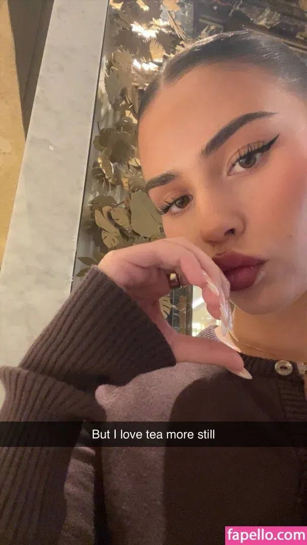 Leah Halton Onlyfans Photo Gallery 