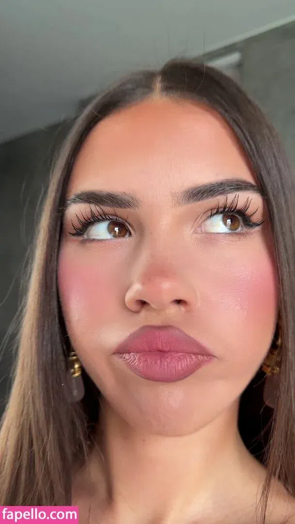 Leah Halton Onlyfans Photo Gallery 