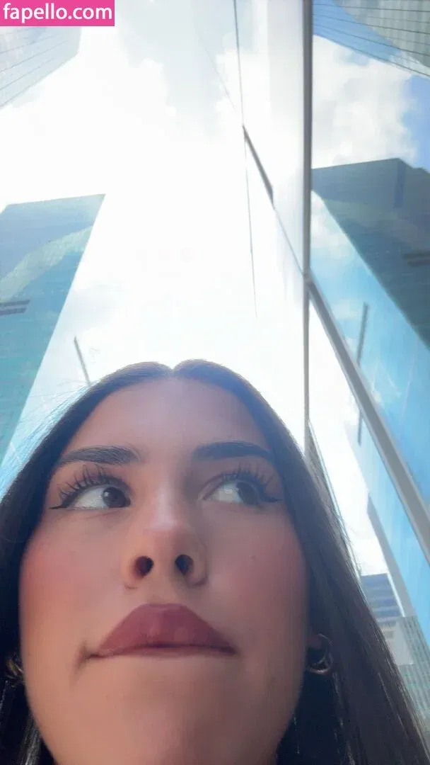 Leah Halton Onlyfans Photo Gallery 