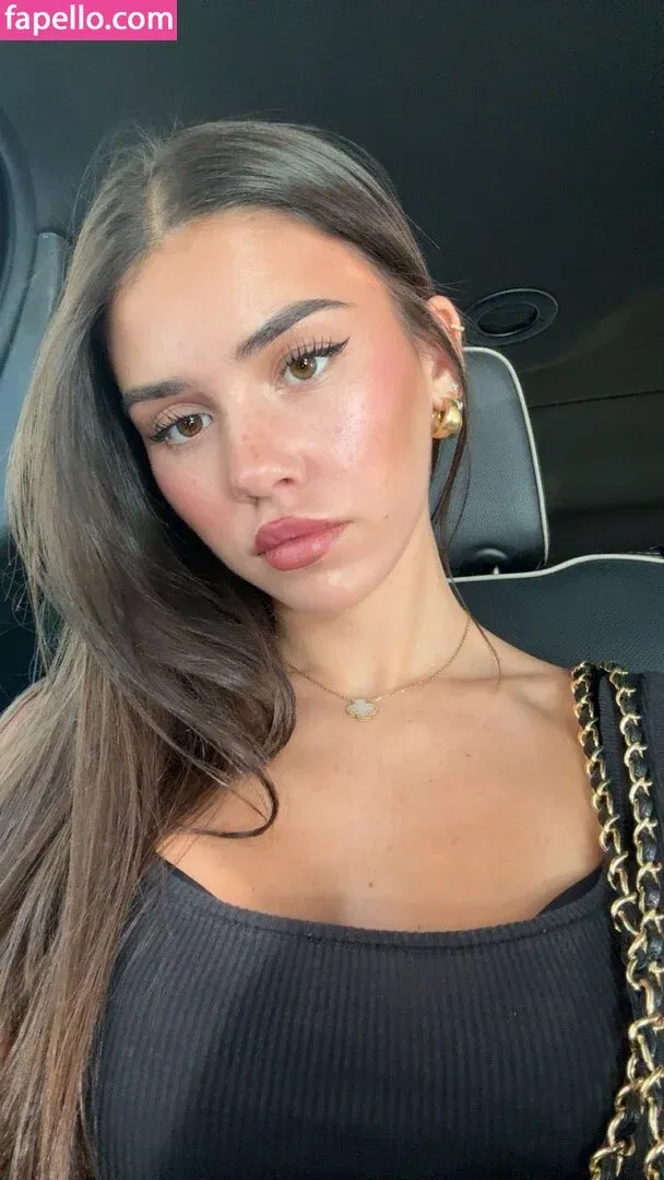 Leah Halton Onlyfans Photo Gallery 