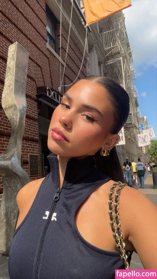 Leah Halton Onlyfans Photo Gallery 