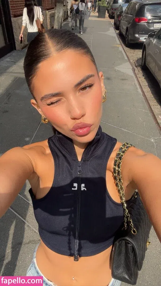 Leah Halton Onlyfans Photo Gallery 