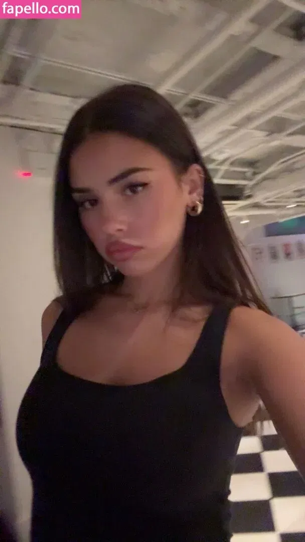 Leah Halton Onlyfans Photo Gallery 