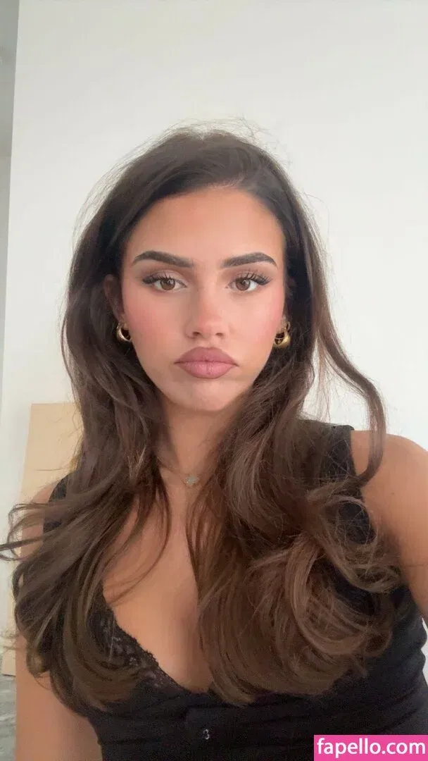 Leah Halton Onlyfans Photo Gallery 