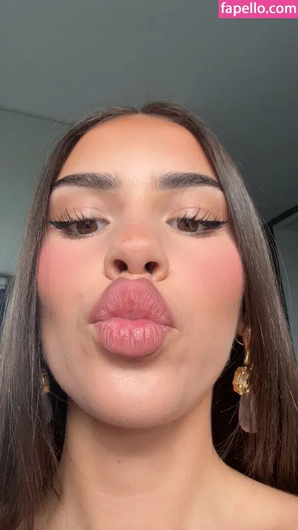 Leah Halton Onlyfans Photo Gallery 