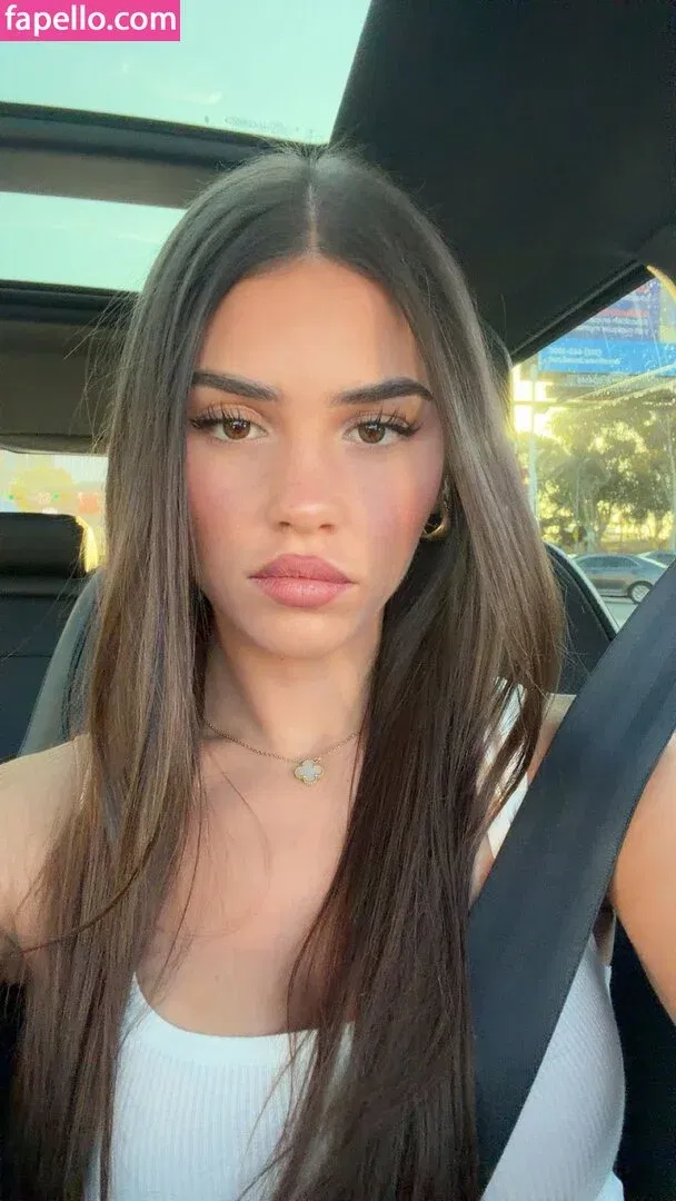 Leah Halton Onlyfans Photo Gallery 