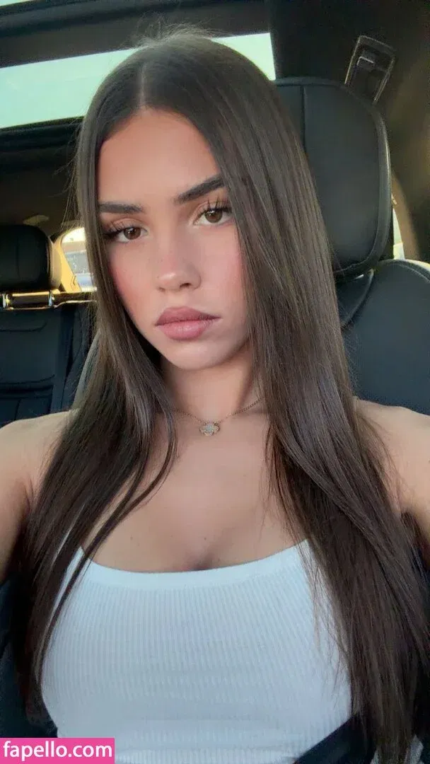 Leah Halton Onlyfans Photo Gallery 