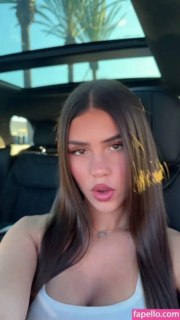 Leah Halton Onlyfans Photo Gallery 