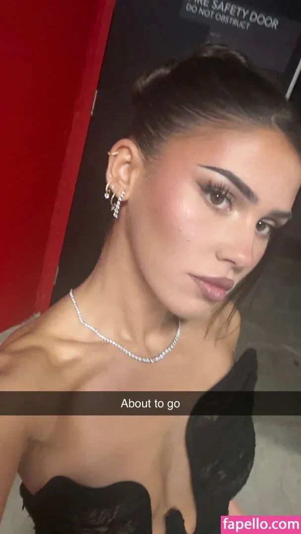 Leah Halton Onlyfans Photo Gallery 