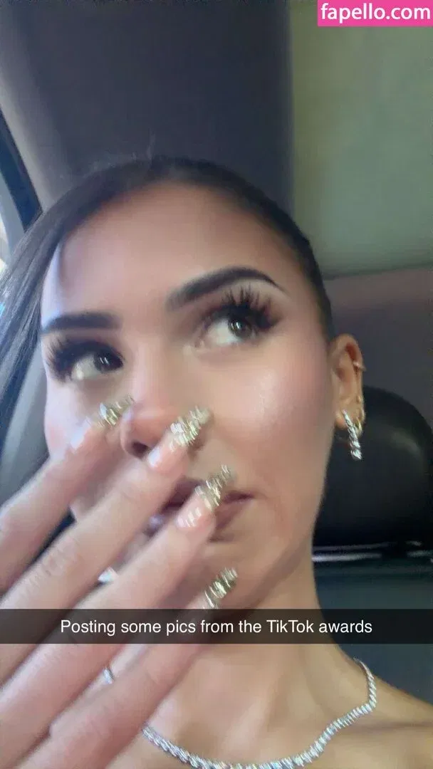 Leah Halton Onlyfans Photo Gallery 