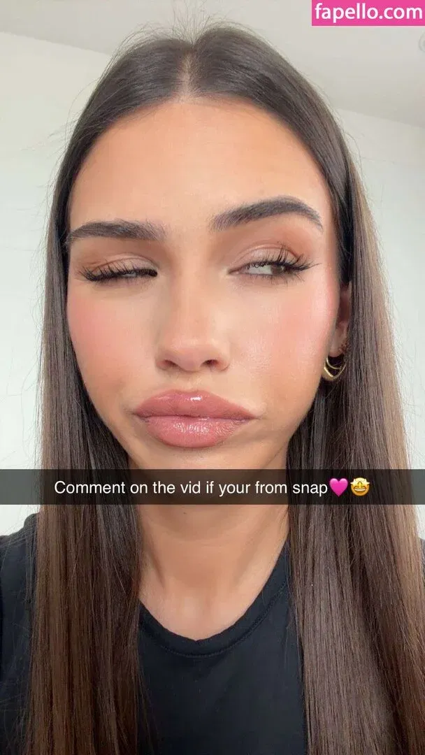 Leah Halton Onlyfans Photo Gallery 