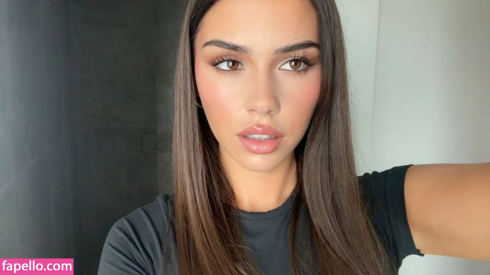 Leah Halton Onlyfans Photo Gallery 