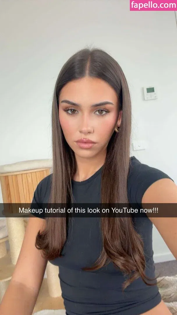 Leah Halton Onlyfans Photo Gallery 