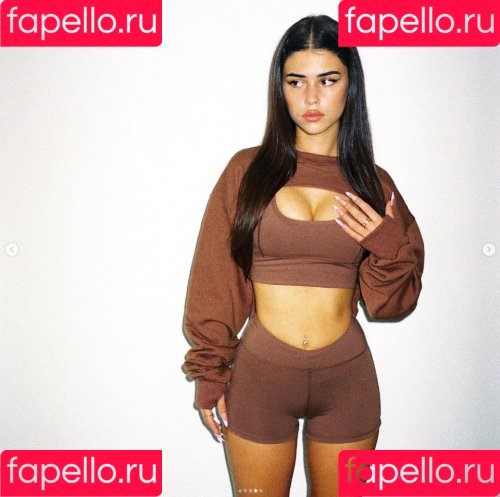 Leah Halton Onlyfans Photo Gallery 