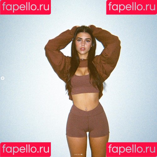 Leah Halton Onlyfans Photo Gallery 