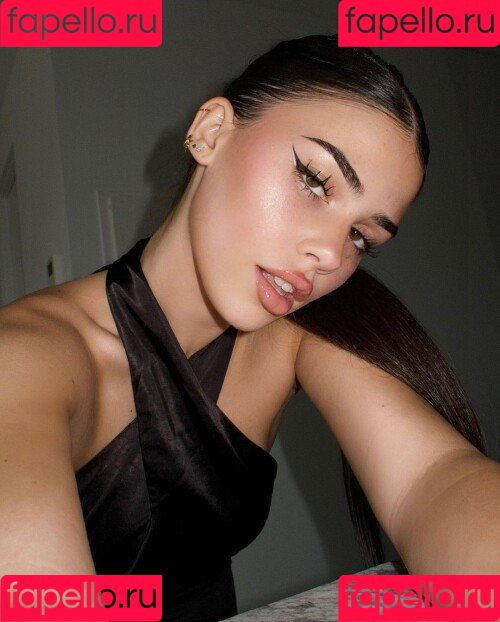 Leah Halton Onlyfans Photo Gallery 