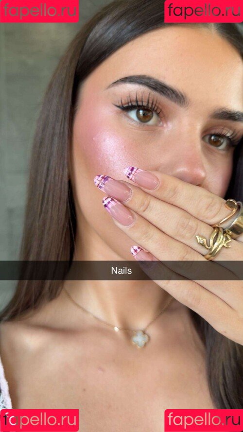 Leah Halton Onlyfans Photo Gallery 