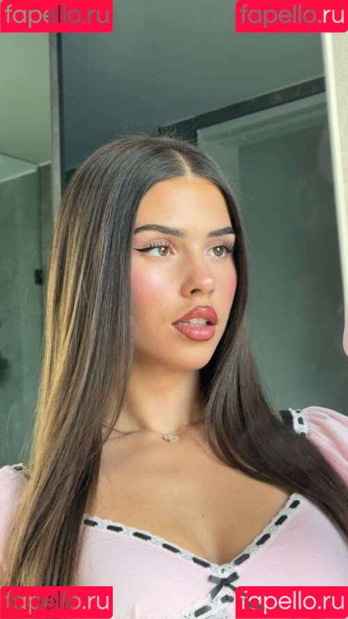 Leah Halton Onlyfans Photo Gallery 