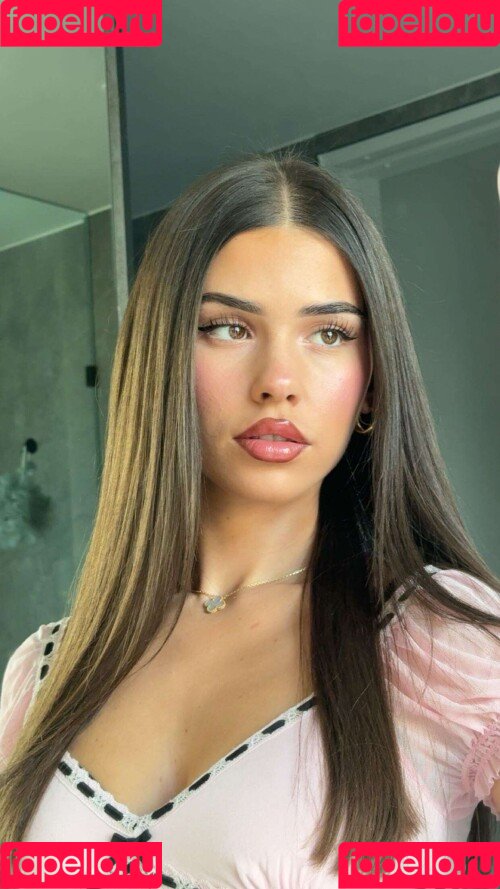 Leah Halton Onlyfans Photo Gallery 