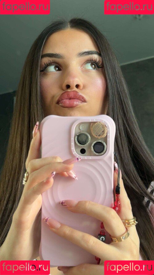 Leah Halton Onlyfans Photo Gallery 