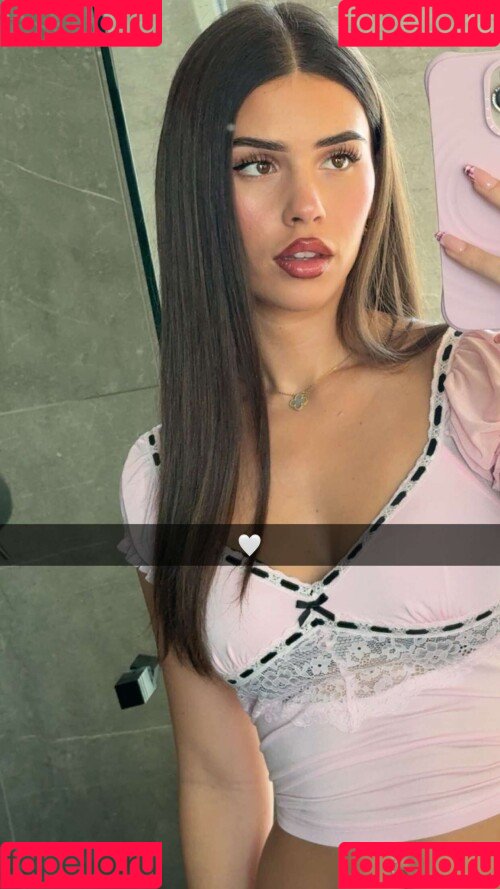 Leah Halton Onlyfans Photo Gallery 