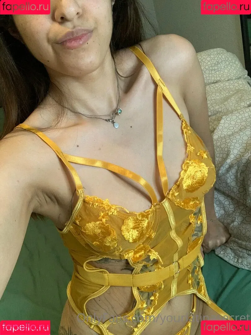 yourlatinasecret Onlyfans Photo Gallery 