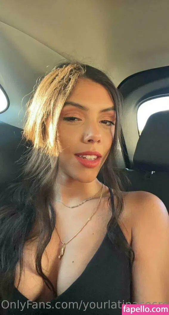 yourlatinasecret Onlyfans Photo Gallery 