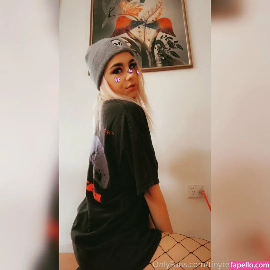 tinytemptress17 Onlyfans Photo Gallery 