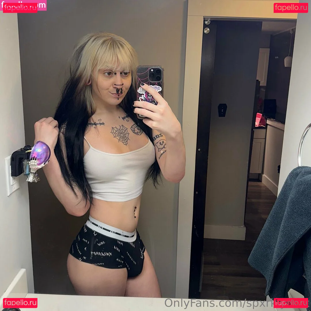 Spxrklybrat Onlyfans Photo Gallery 