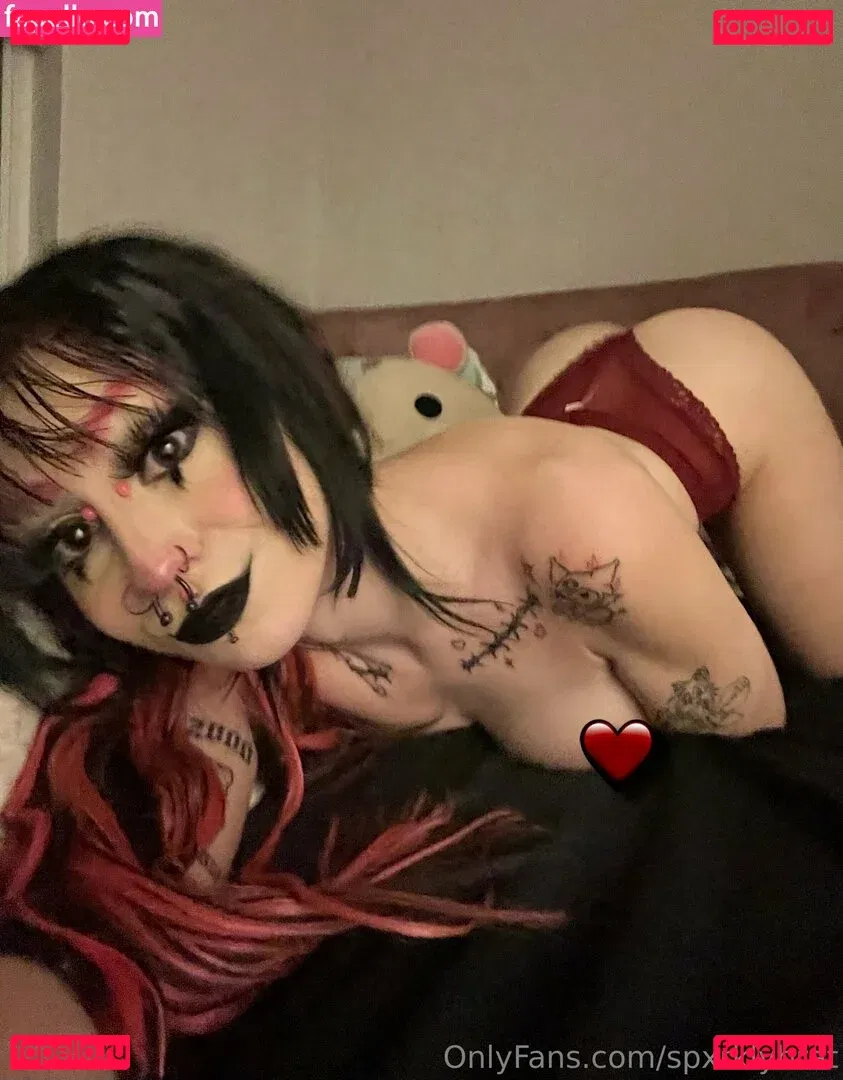 Spxrklybrat Onlyfans Photo Gallery 