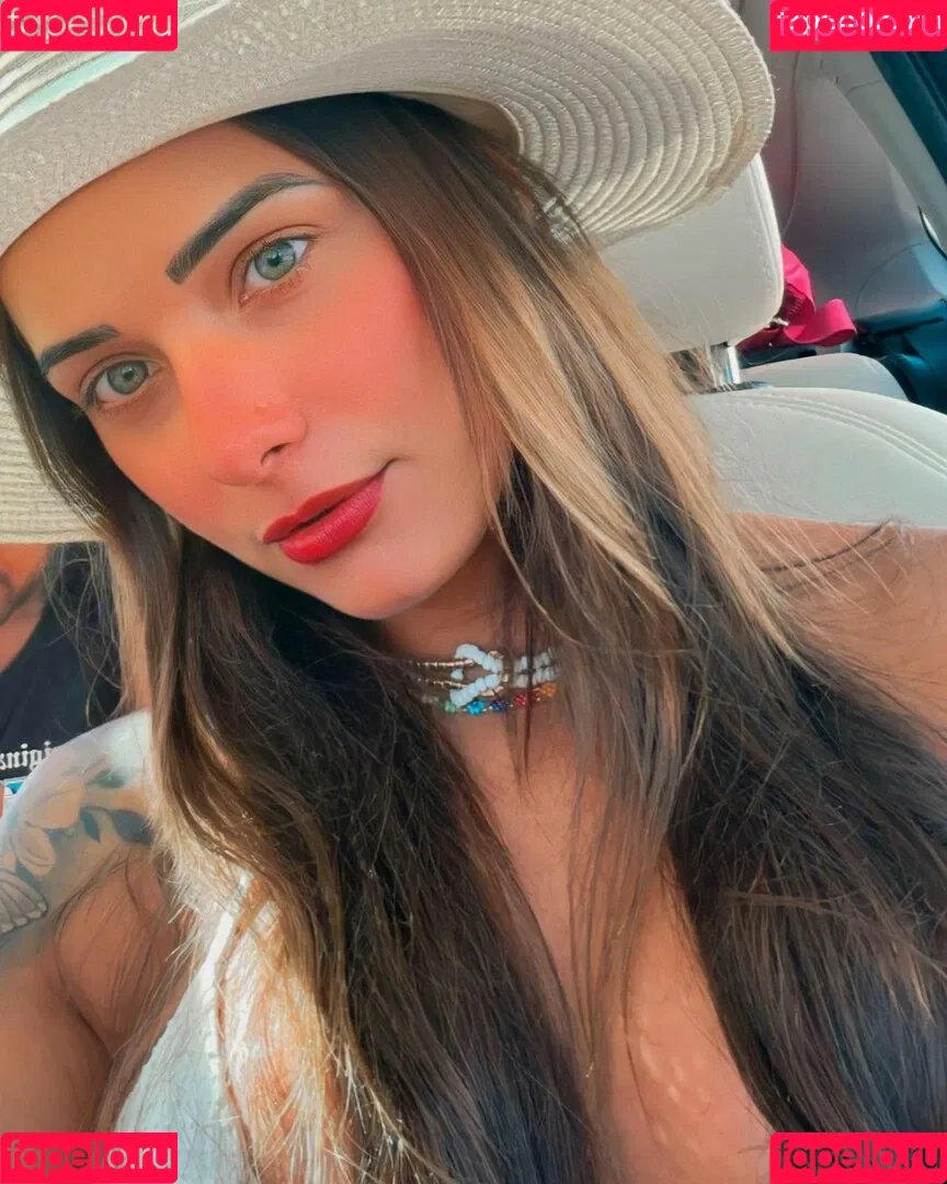 Cintia Colombino Onlyfans Photo Gallery 