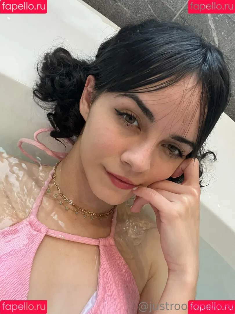 justroommates Onlyfans Photo Gallery 
