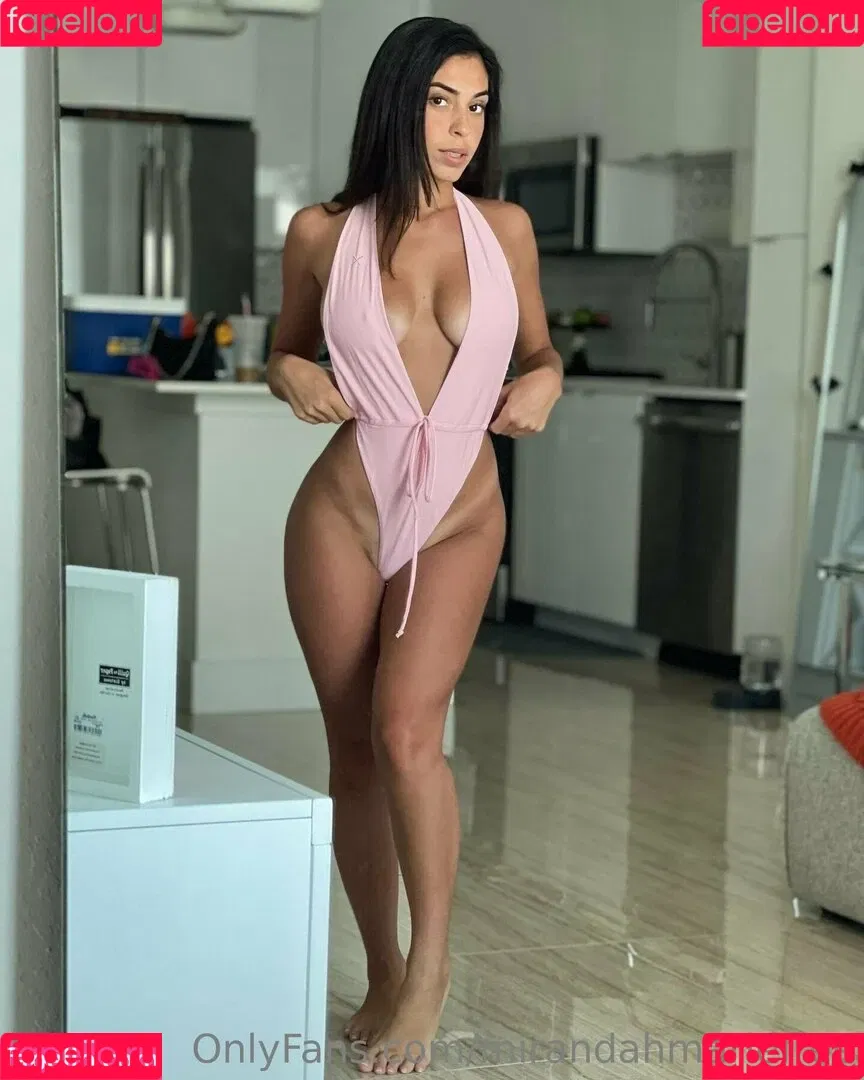 mirandahmariefree Onlyfans Photo Gallery 
