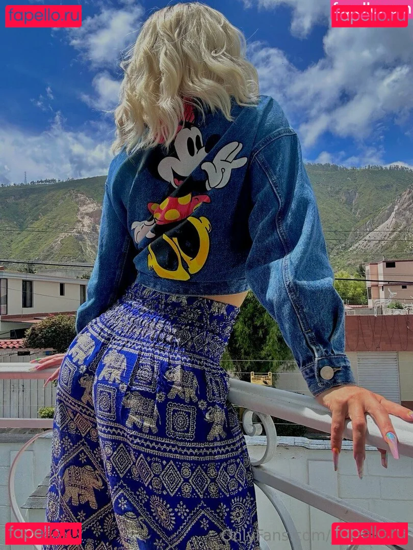 jencobriza Onlyfans Photo Gallery 