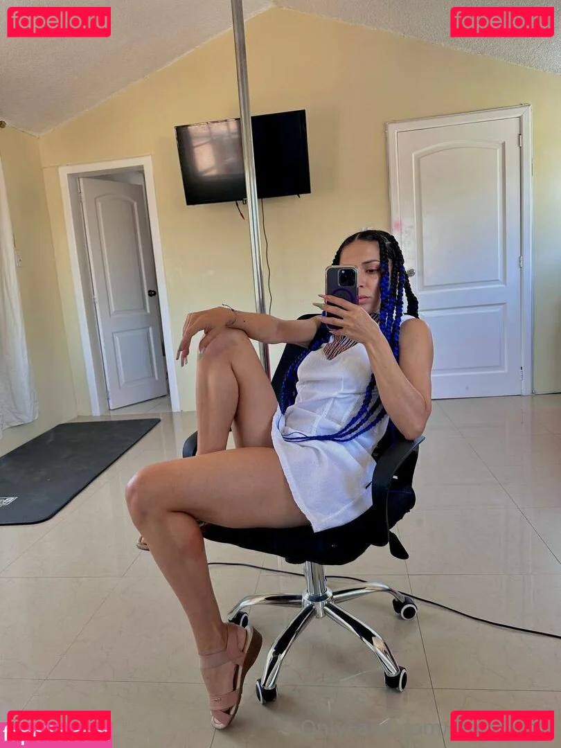 jencobriza Onlyfans Photo Gallery 