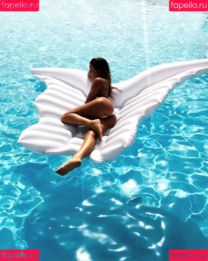 Natalie Onlyfans Photo Gallery 