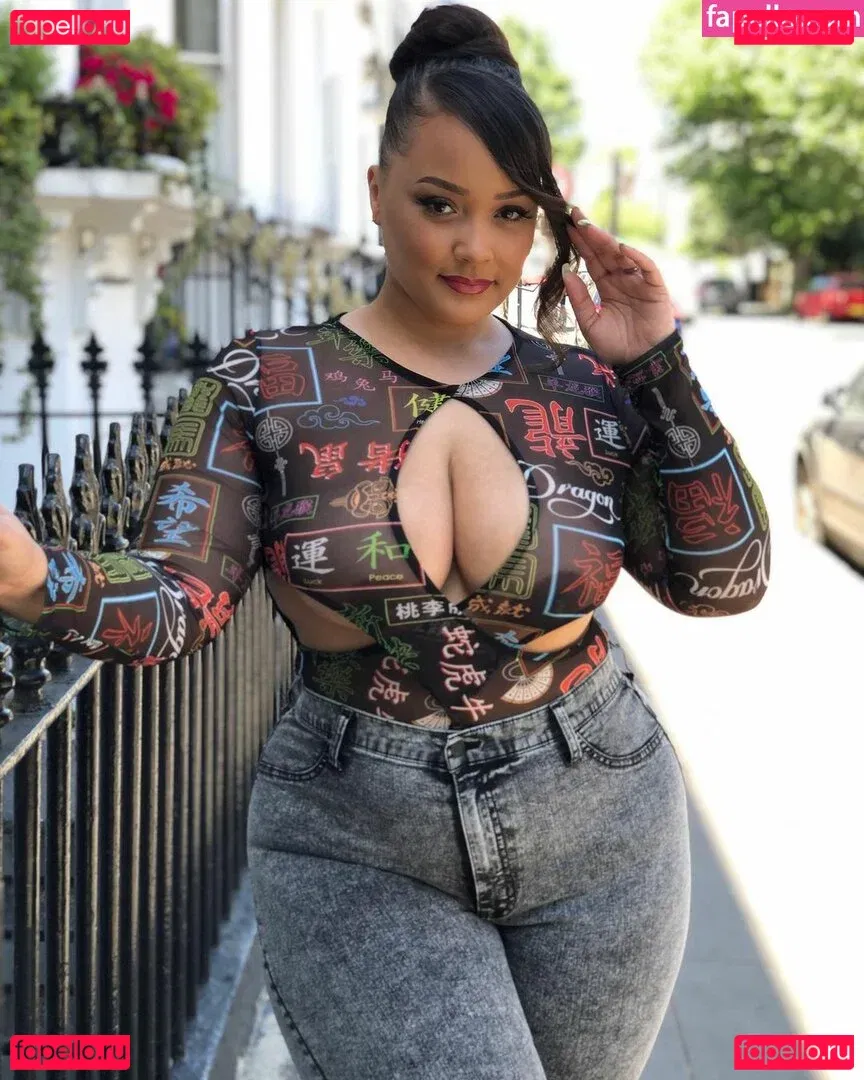 Natalie Onlyfans Photo Gallery 