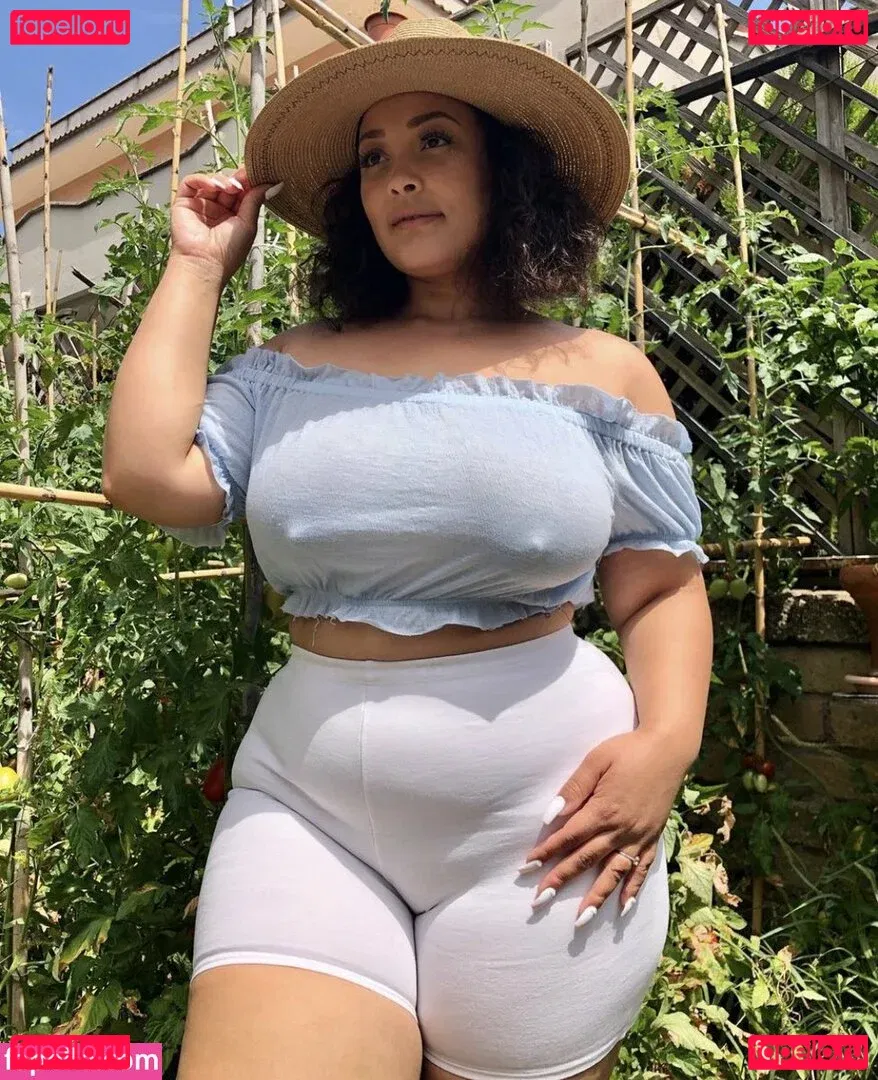 Natalie Onlyfans Photo Gallery 