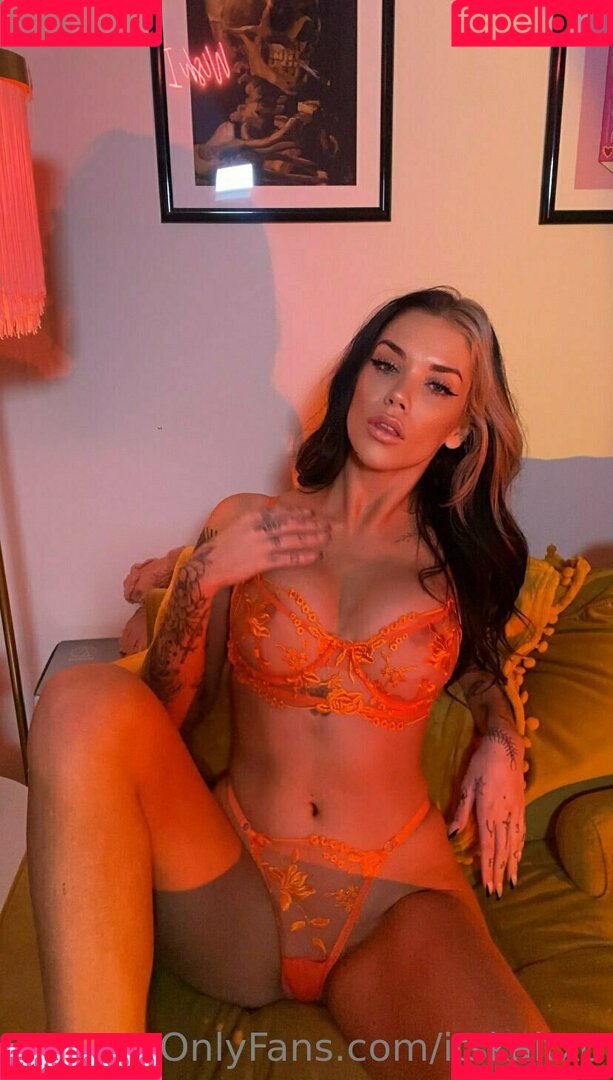 itssaraxo Onlyfans Photo Gallery 