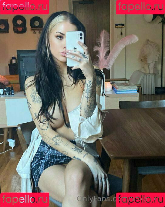 itssaraxo Onlyfans Photo Gallery 