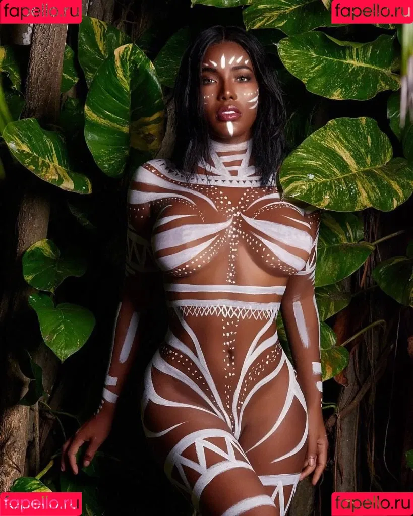 Monifa Jansen Onlyfans Photo Gallery 