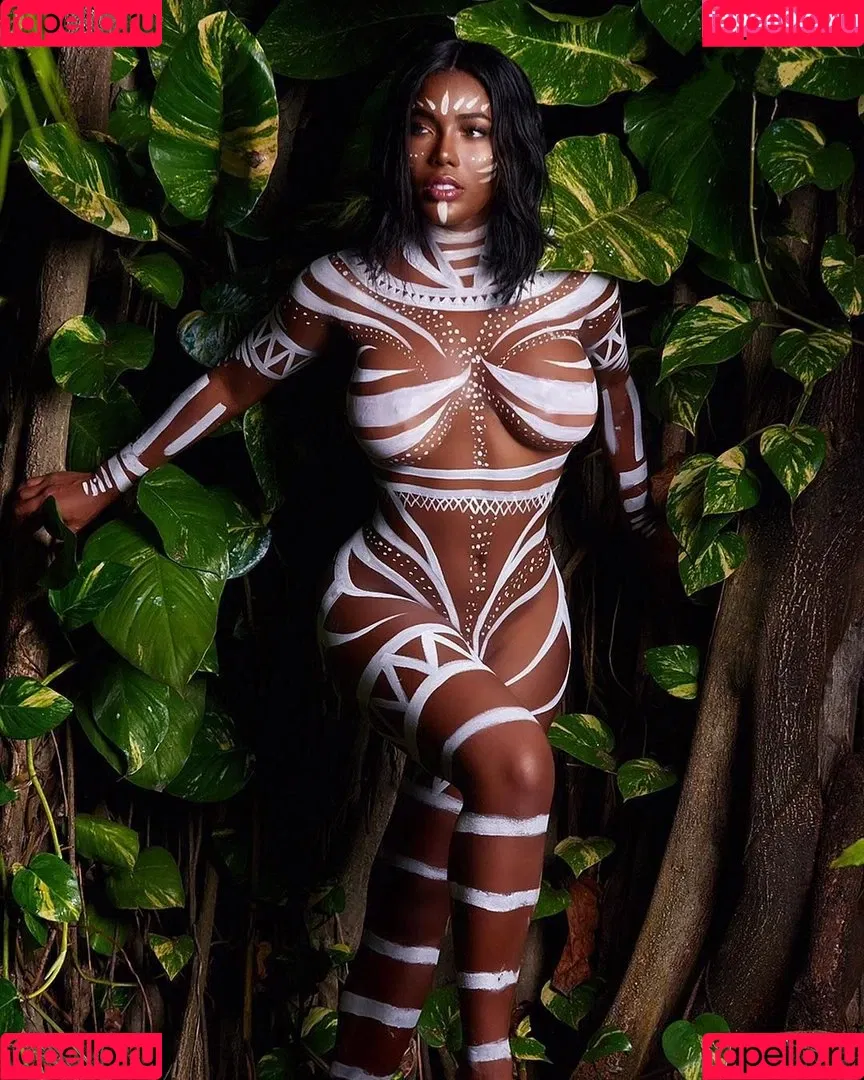 Monifa Jansen Onlyfans Photo Gallery 