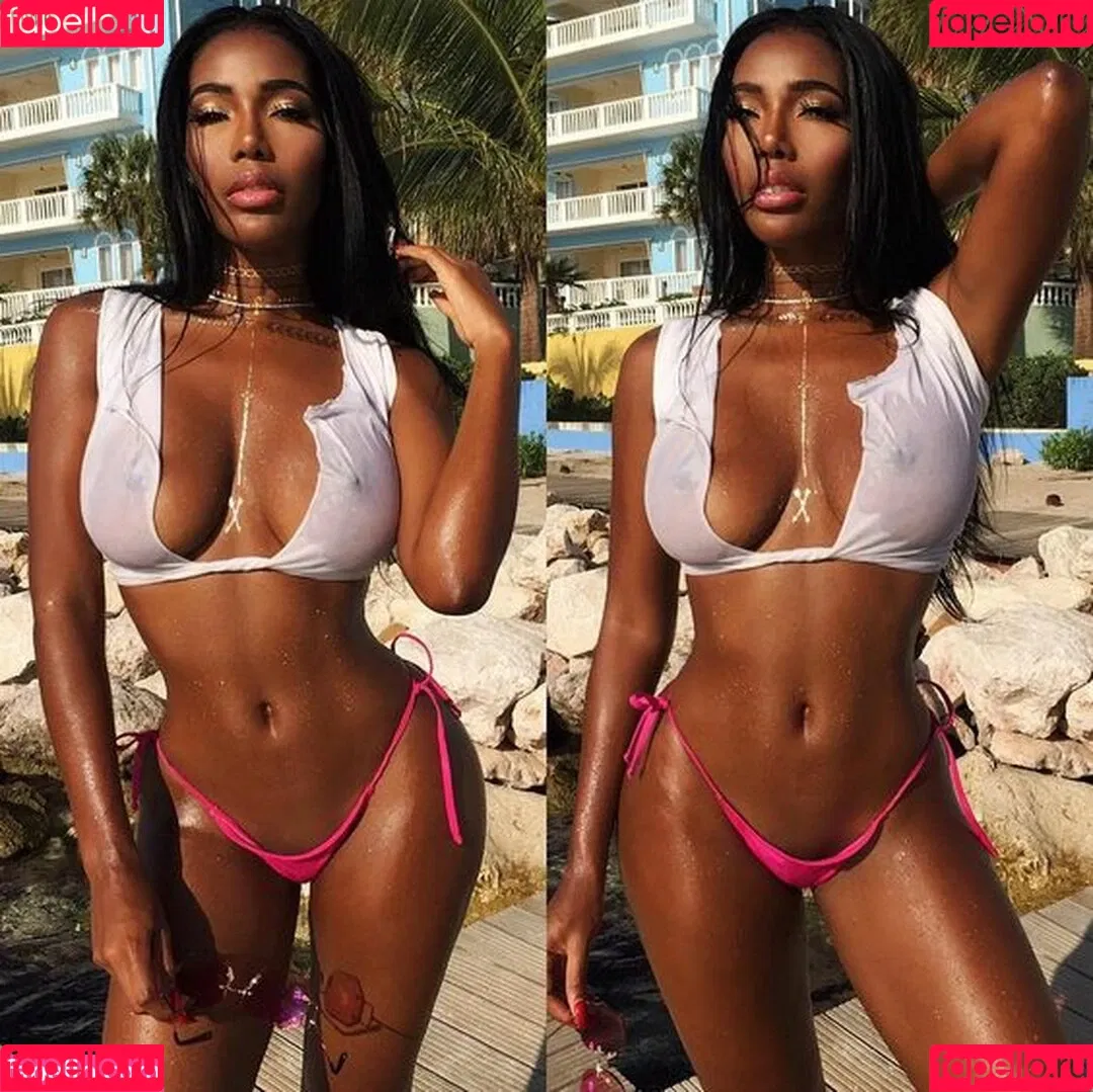 Monifa Jansen Onlyfans Photo Gallery 