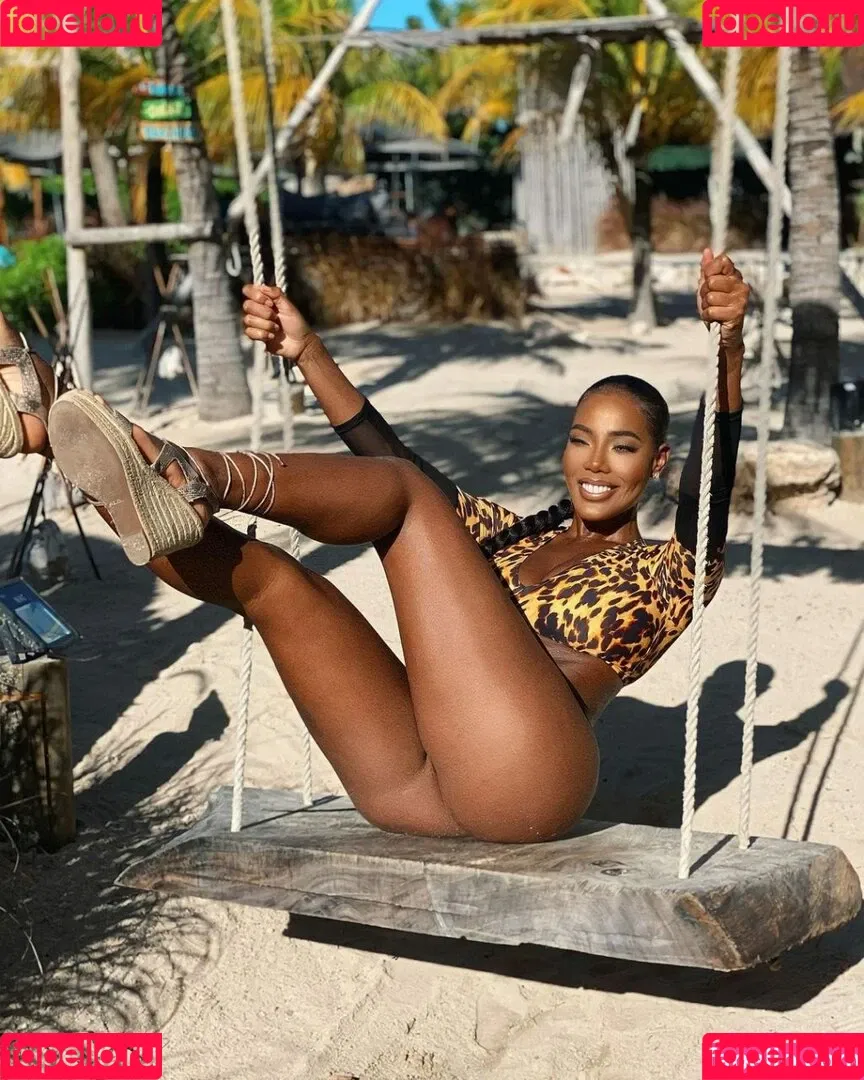 Monifa Jansen Onlyfans Photo Gallery 