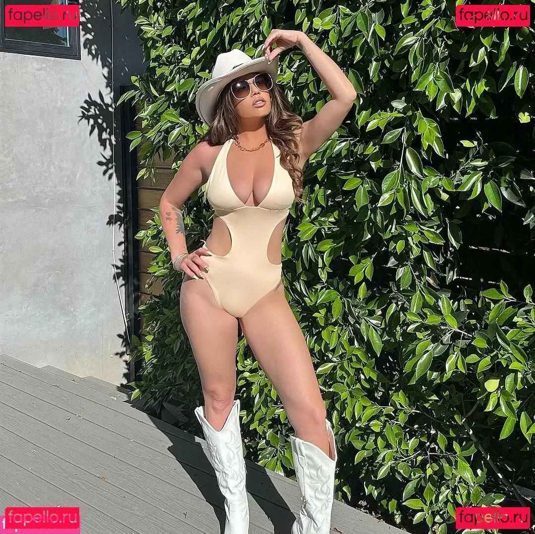 Chameleah Onlyfans Photo Gallery 