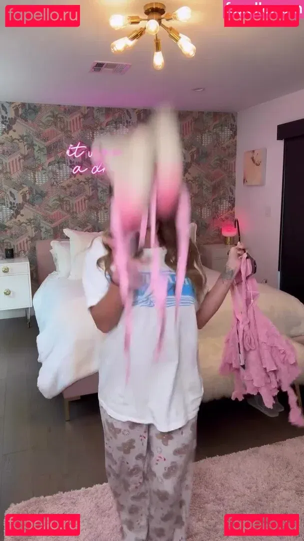 Chameleah Onlyfans Photo Gallery 