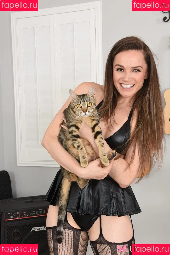 Tori Black Onlyfans Photo Gallery 