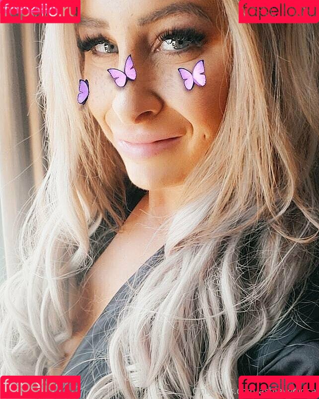 ashleygoldca Onlyfans Photo Gallery 