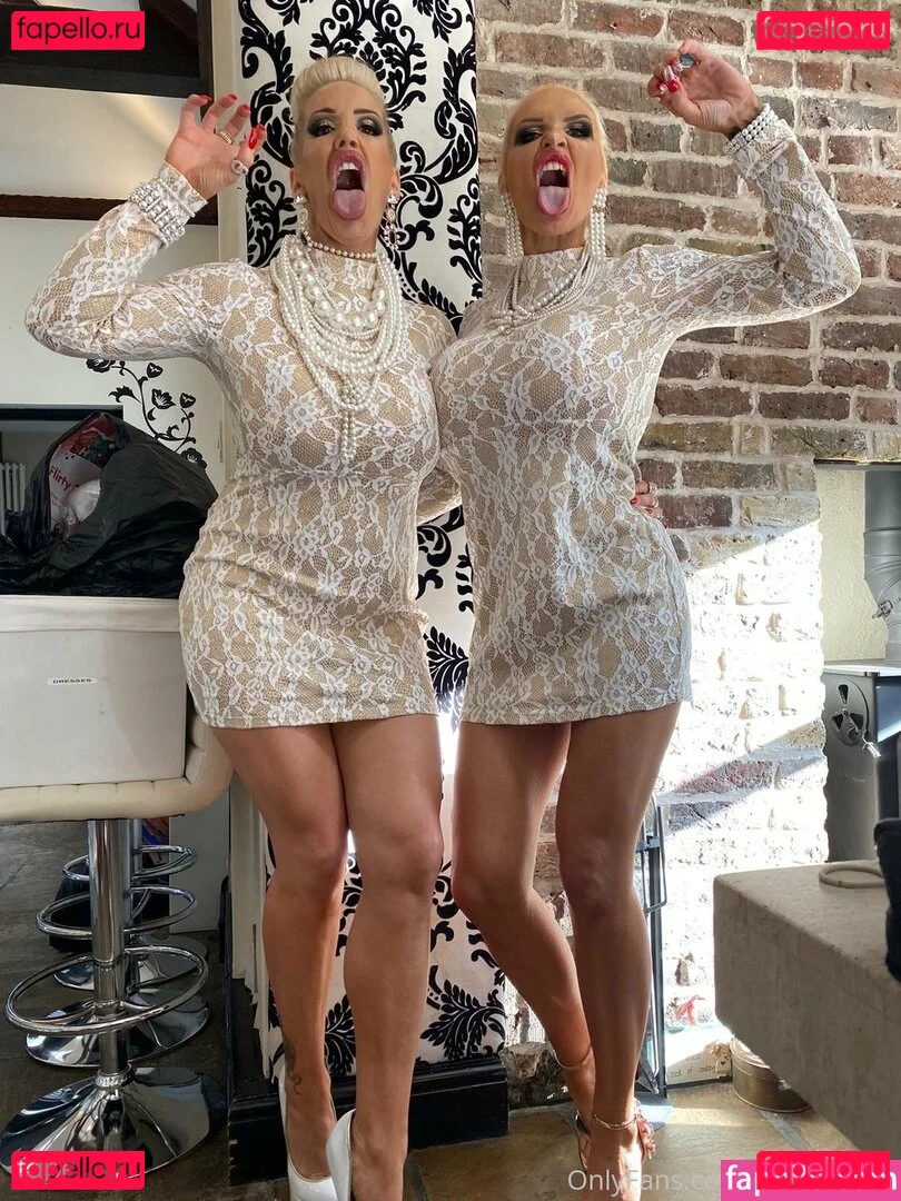 rebeccamorefree Onlyfans Photo Gallery 